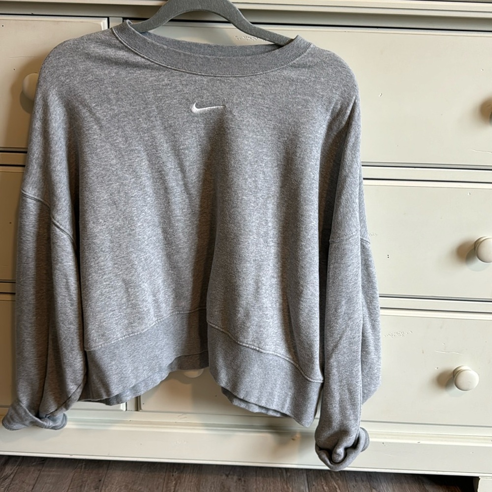 Nike crop sweatshirt